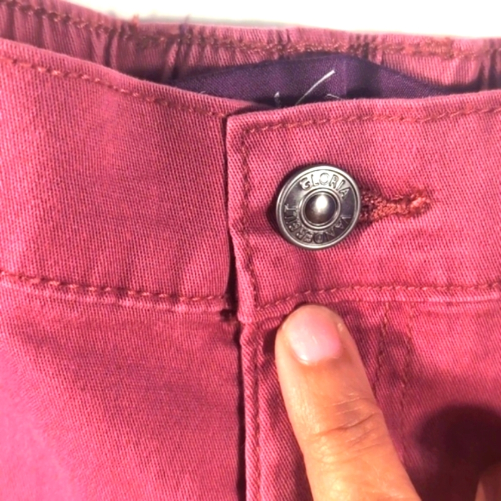 NWT Gloria Vanderbilt Utility Cargo Shorts Light Maroon Size Large | Stretch - Picture 2 of 16